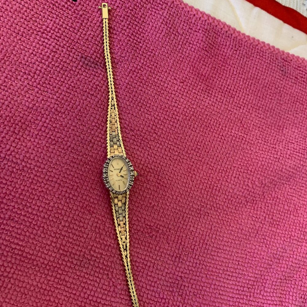 GENEVE LADYS DIAMOND THREE TONE GOLD QUARTS WRIST WATCH